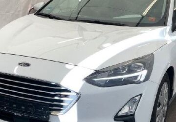 Ford Focus 135.000 km 10.749 &euro; Gummersbach (Zwischen Toom Markt und ATU) 51645