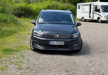 VW Touran 157.000 km 17.800 &euro; Gummersbach 51647