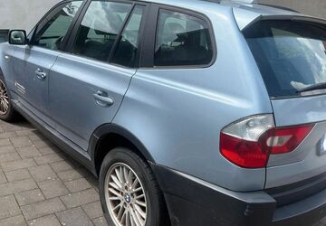 BMW X3 142.000 km 5.400 &euro; Hückeswagen 42499