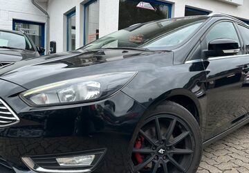 Ford Focus 183.000 km 4.649 &euro; Gummersbach (Zwischen Toom Markt und ATU) 51645