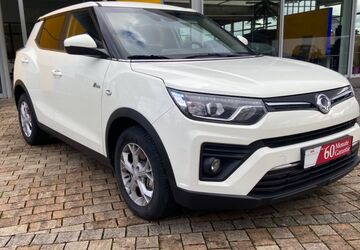 SsangYong Tivoli 9.981 km 17.950 &euro; Meinerzhagen 58540