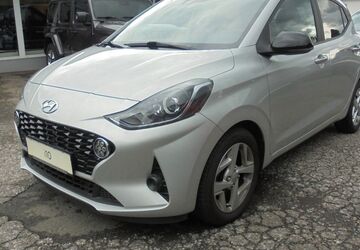 Hyundai i10 21.890 km 12.990 &euro; Radevormwald 42477
