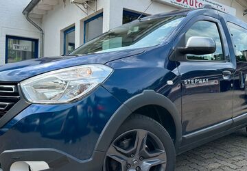 Dacia Dokker 97.000 km 9.949 &euro; Gummersbach (Zwischen Toom Markt und ATU) 51645
