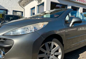 Peugeot 207 91.000 km 3.999 &euro; Gummersbach (Zwischen Toom Markt und ATU) 51645