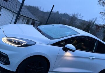 Ford Fiesta 27.000 km 22.990 &euro; Gummersbach 51647