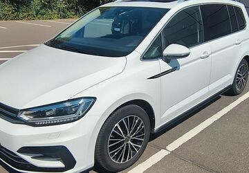 VW Touran 57.000 km 27.500 &euro; FREUDENBERG 57258