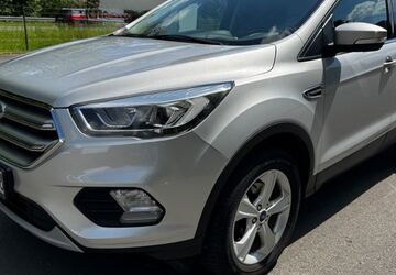 Ford Kuga 113.000 km 15.500 &euro; Gummersbach 51643