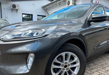 Ford Kuga 103.000 km 14.949 &euro; Gummersbach (Zwischen Toom Markt und ATU) 51645