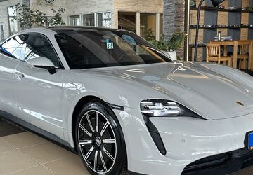 Porsche Taycan 17.386 km 79.800 &euro; Eitorf 53783