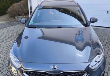Kia ceed Sportswagon 71.000 km 18.100 &euro; Gummersbach 51645