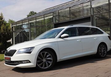 Skoda Superb 196.000 km 16.900 &euro; Reichshof-Denklingen 51580