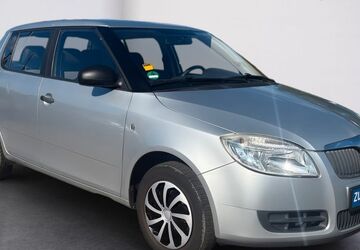 Skoda Fabia 182.660 km 2.699 &euro; Olpe 57462