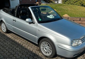 VW Golf 203.000 km 2.950 &euro; Gummersbach 51647