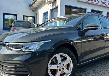 VW Golf 166.500 km 13.749 &euro; Gummersbach (Zwischen Toom Markt und ATU) 51645
