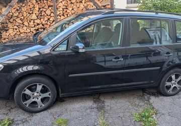 VW Touran 280.000 km 1.500 &euro; Wenden 57482