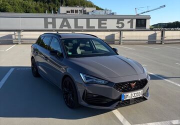 Cupra Leon 55.000 km 23.990 &euro; Gummersbach 51645