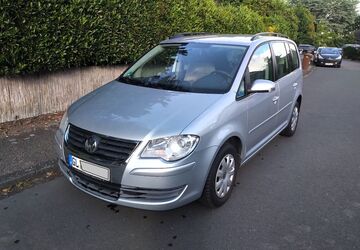 VW Touran 187.500 km 4.850 &euro; Overath 51491