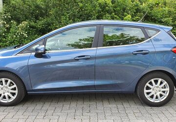 Ford Fiesta 72.000 km 15.100 &euro; Gummersbach 51645