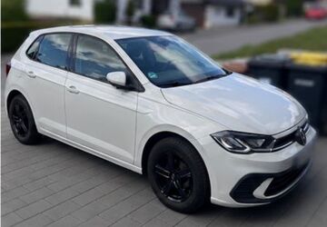 VW Polo 64.250 km 13.499 &euro; Birken-Honigsessen 57587
