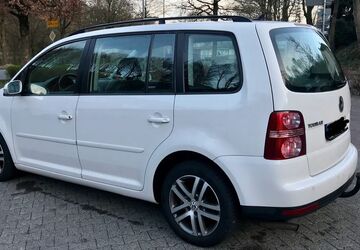 VW Touran 330.000 km 2.799 &euro; Kierspe 58566