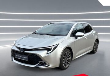 Toyota Corolla 37.637 km 23.990 &euro; Gummersbach 51645
