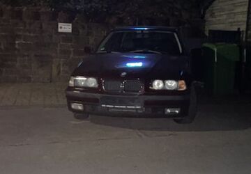 BMW 318 108.000 km 3.800 &euro; Gummersbach 51643