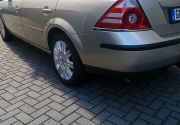 Ford Mondeo 179.999 km 3.799 &euro; Radevormwald 42477